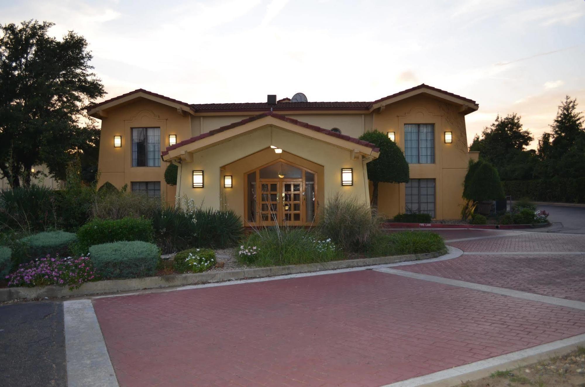 The Grand By Capital O Texarkana I-30 מראה חיצוני תמונה